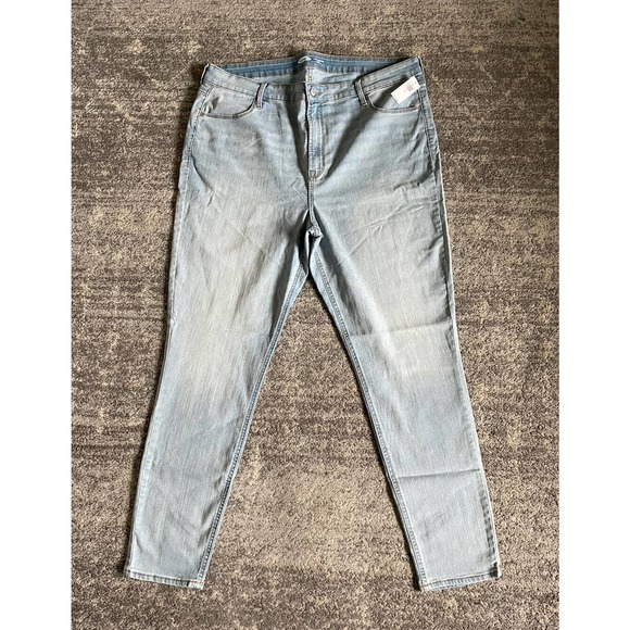 Old Navy Womens 18 Tall Jeans Pants Blue Light Wash Super Skinny Ankle NWT P6 - Picture 1 of 12